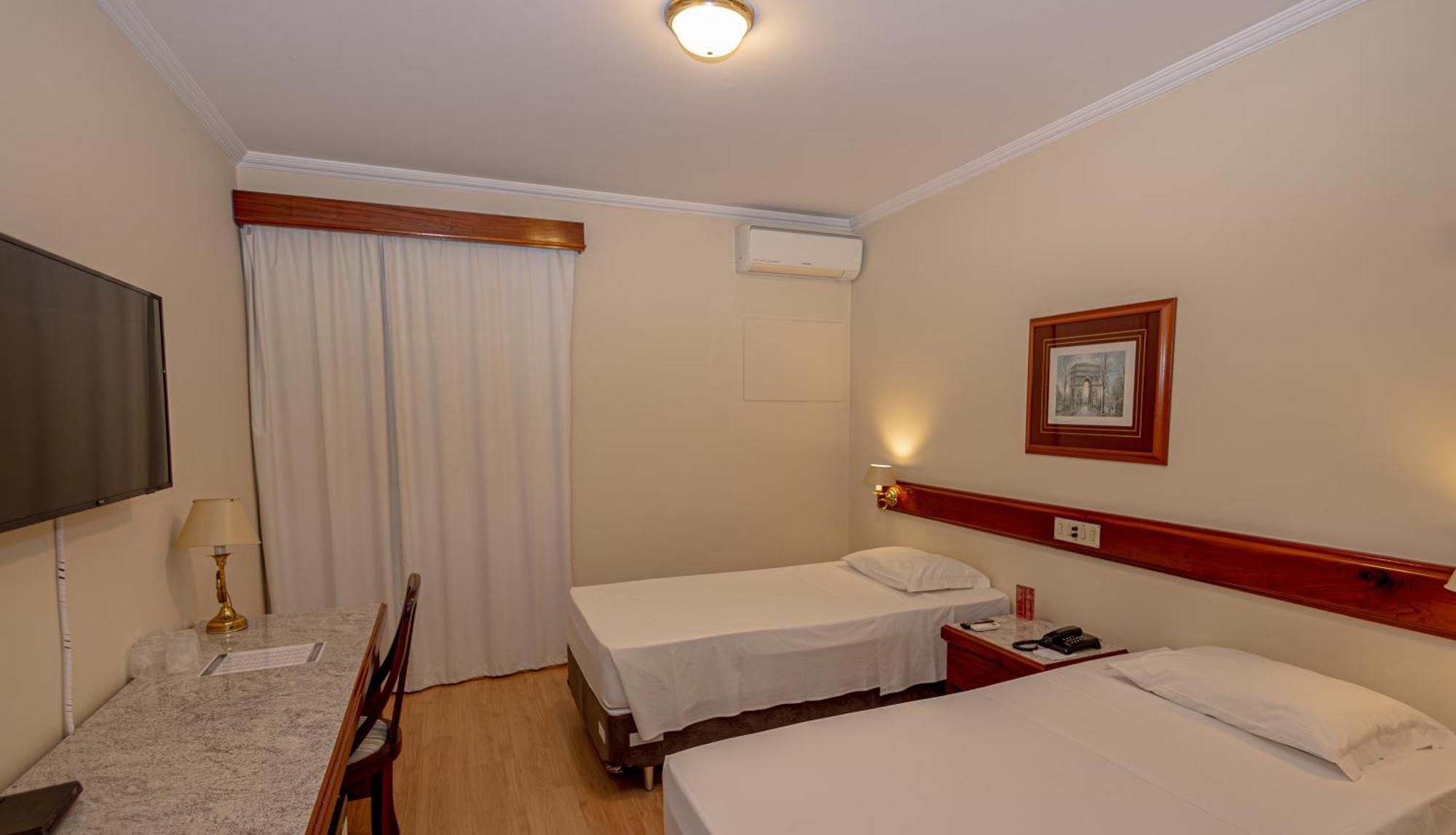 Lizon Curitiba Hotel Eksteriør billede
