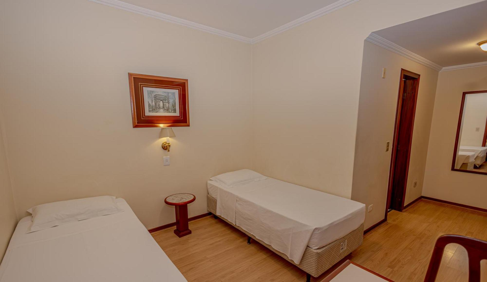 Lizon Curitiba Hotel Eksteriør billede