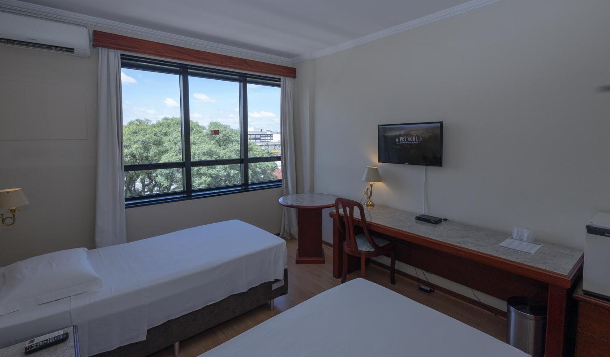 Lizon Curitiba Hotel Eksteriør billede